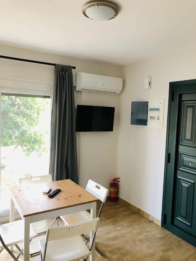 Ionian White Apartments Lefkada Екстер'єр фото
